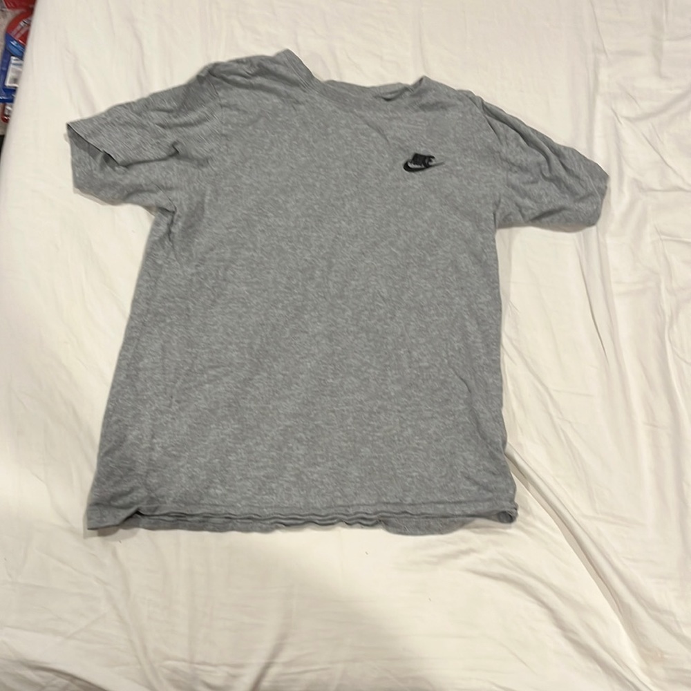 Nike T Gray